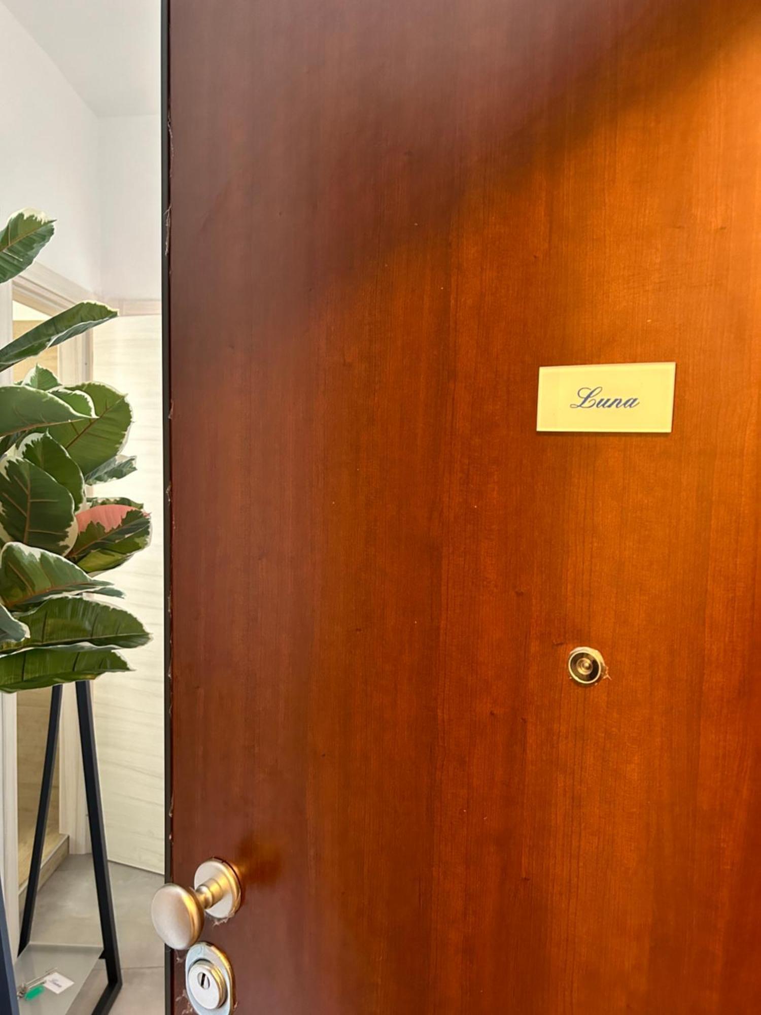 Luna E Ambra Case Vacanze Naples Exterior photo